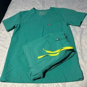 Figs Teal men Scrub joggers set top XS pants S